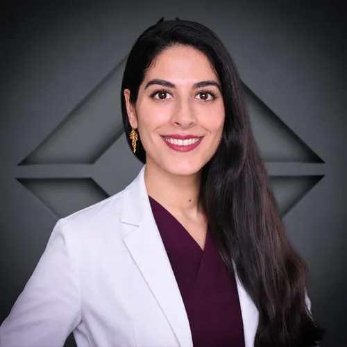 Dr. med. univ. Nura Zamani, Fachärztin für Plastische & Ästhetische Chirurgie