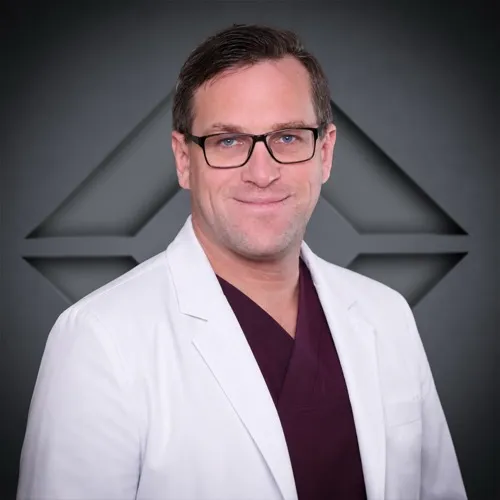 Prof. Dr. med. Mathias Witt, Facharzt für Plastische und Ästhetische Chirurgie